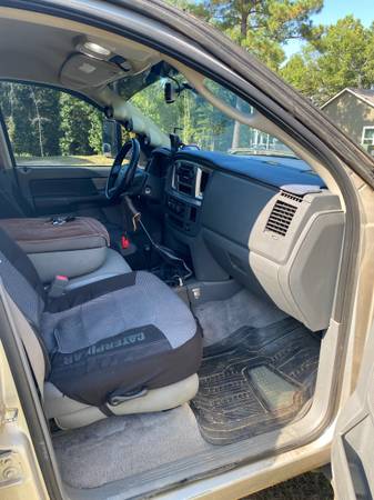2007 Dodge RAM 3500 SLT 4x4 Regular Cab 140.5 in. WB DRW Automatic — photo 12