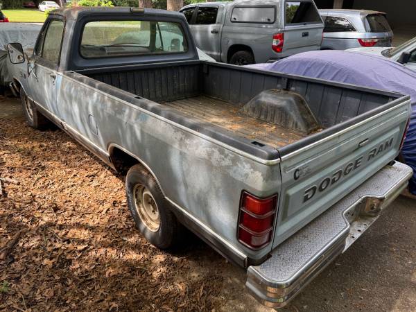 1987 Dodge D100 Pickup — photo 2