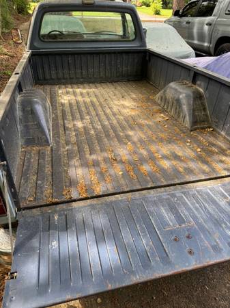1987 Dodge D100 Pickup — photo 5