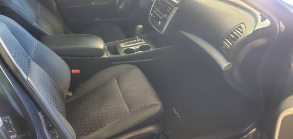 2017 Nissan Altima 2.5 SV — photo 7