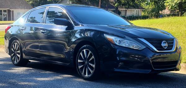 2017 Nissan Altima 2.5 SV — photo 3