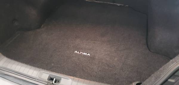 2017 Nissan Altima 2.5 SV — photo 11