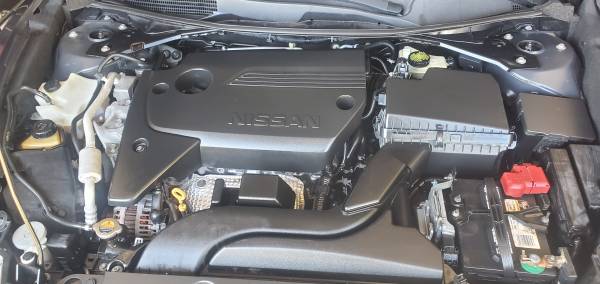 2017 Nissan Altima 2.5 SV — photo 12