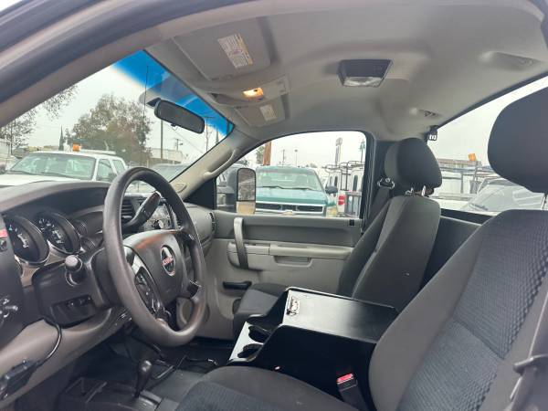 2011 GMC Sierra 2500hd Work Truck — photo 11