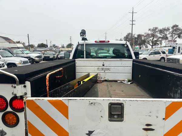 2011 GMC Sierra 2500hd Work Truck — photo 5
