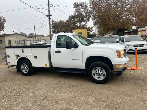 2011 GMC Sierra 2500hd Work Truck — photo 7