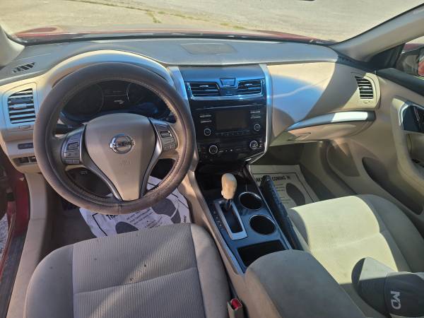 2015 Nissan Altima 2.5 SV 4dr Sedan CVT — photo 8