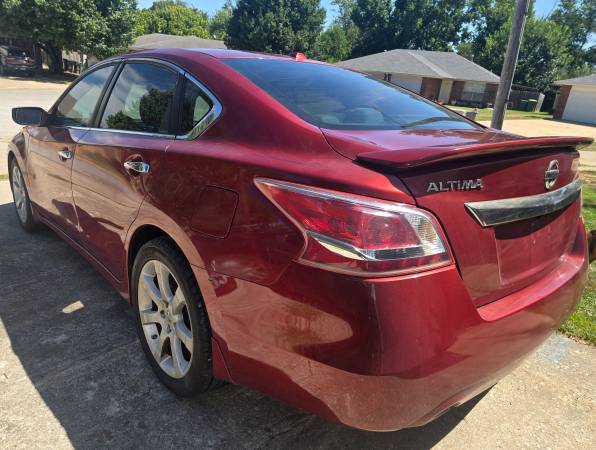2015 Nissan Altima 2.5 SV 4dr Sedan CVT — photo 6