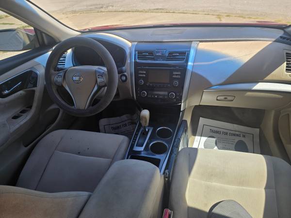 2015 Nissan Altima 2.5 SV 4dr Sedan CVT — photo 9