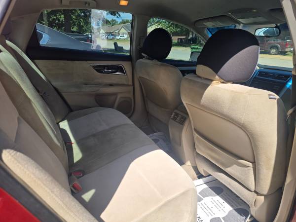 2015 Nissan Altima 2.5 SV 4dr Sedan CVT — photo 11