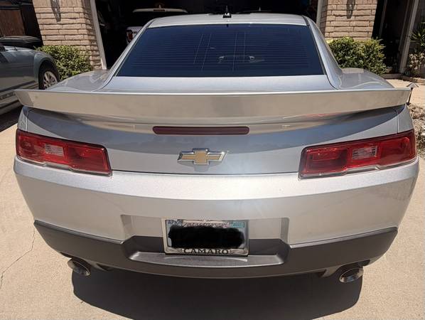 2015 Chevrolet Camaro 1LT 2dr Coupe Manual — photo 4