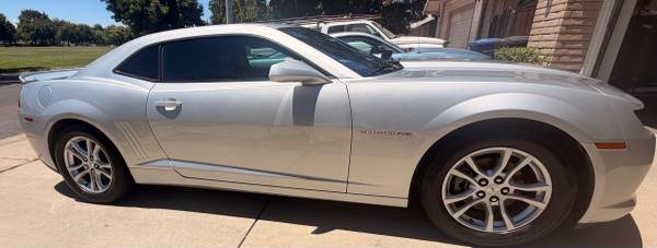 2015 Chevrolet Camaro 1LT 2dr Coupe Manual — photo 8