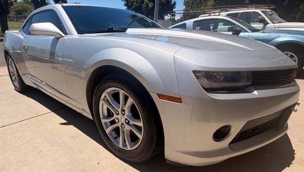 2015 Chevrolet Camaro 1LT 2dr Coupe Manual — photo 5