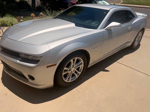 2015 Chevrolet Camaro 1LT 2dr Coupe Manual — photo 1