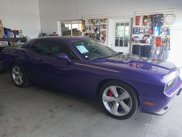 2010 Dodge Challenger SRT8 2dr Coupe Automatic — photo 1
