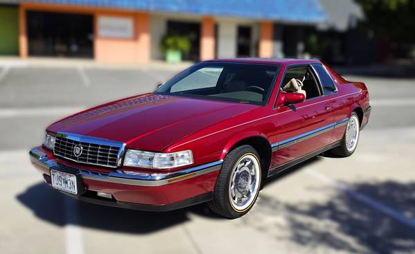 1993 Cadillac Eldorado Base 2dr Coupe — photo 1
