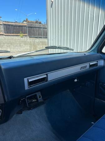 1987 GMC Sierra Classic — photo 6