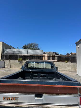 1987 GMC Sierra Classic — photo 3