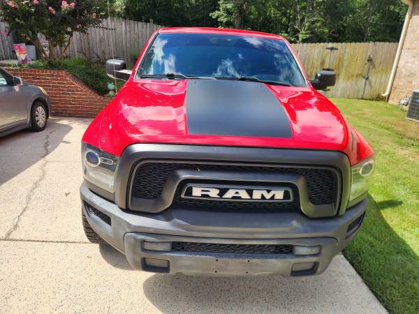 2022 RAM 1500 Classic SLT — photo 1