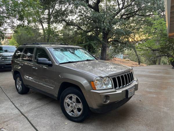2006 Jeep Grand Cherokee Limited 4dr 4x2 Automatic — photo 2