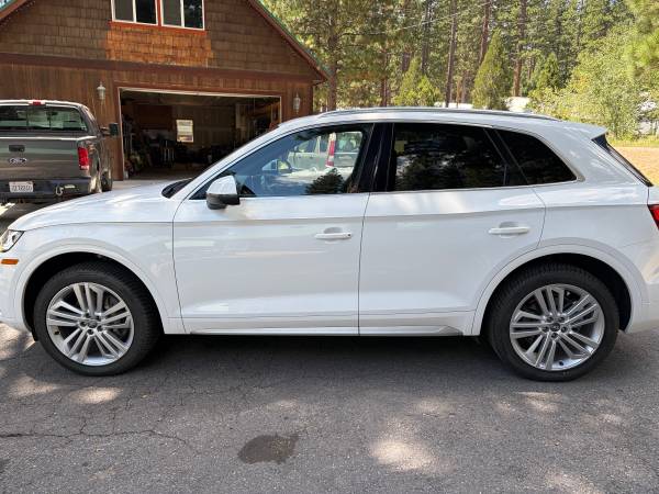 2019 Audi Q5 Premium — photo 1