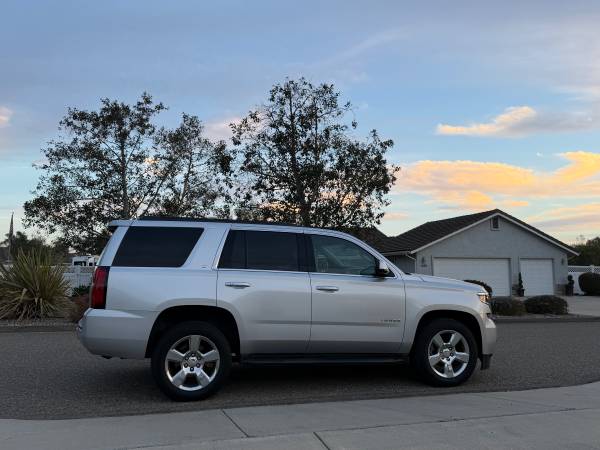 2016 Chevrolet Tahoe LT — photo 1
