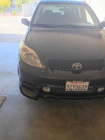 2004 Toyota Matrix XR Front-wheel Drive Hatchback Manual — photo 4