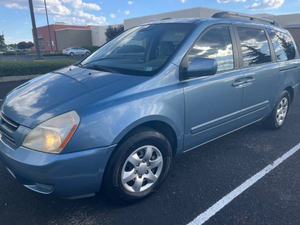 2006 KIA Sedona EX Passenger Van Automatic — photo 1