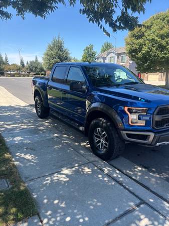 2018 Ford Raptor — photo 2