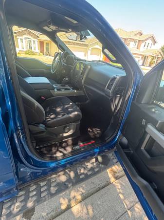 2018 Ford Raptor — photo 11