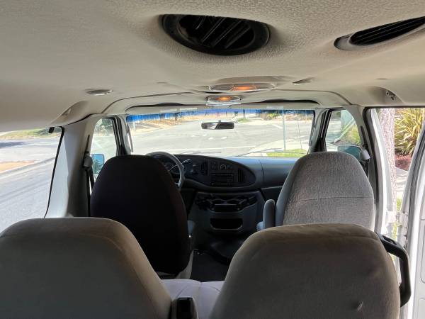 2006 Ford E-350 Super Duty Recreational — photo 12