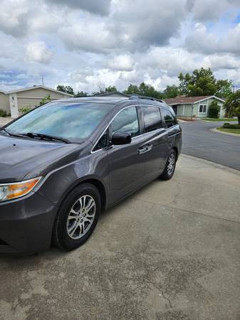 2013 Honda Odyssey EX Passenger Van Automatic — photo 2