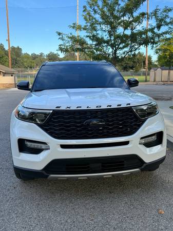 2021 Ford Explorer Limited — photo 10