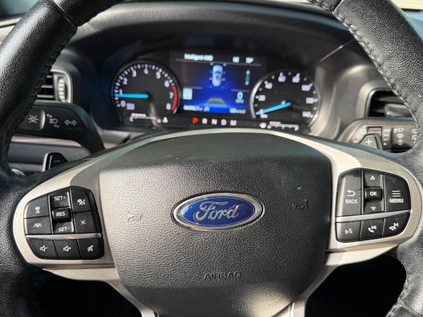 2021 Ford Explorer Limited — photo 11