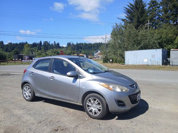 2012 Mazda Mazda2 Sport 4dr Hatchback Manual — photo 1