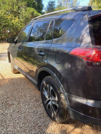 2018 Toyota Rav4 SE 4dr All-wheel Drive Automatic — photo 8
