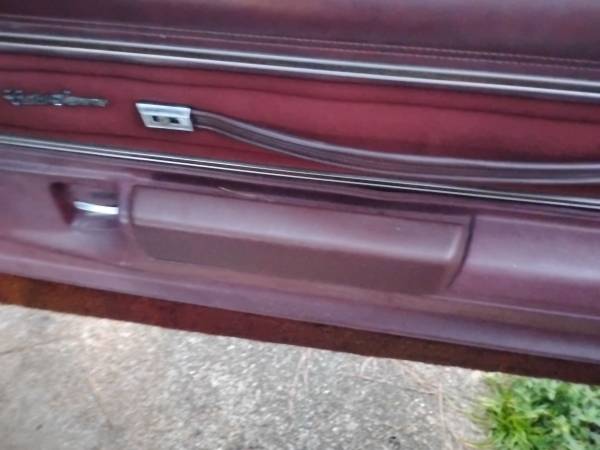 1976 Oldsmobile Cutlass Supreme — photo 1