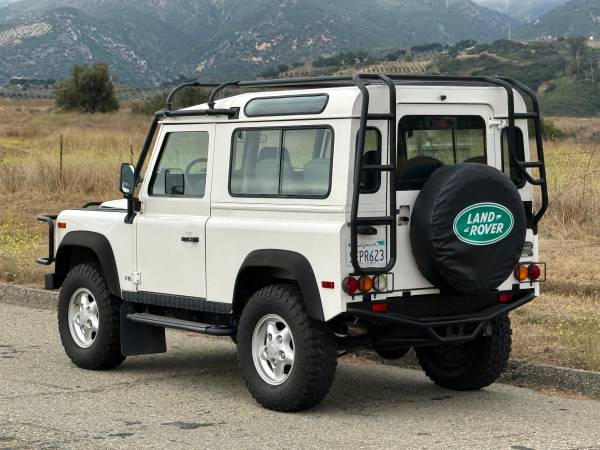 1997 Land Rover Defender S — photo 5