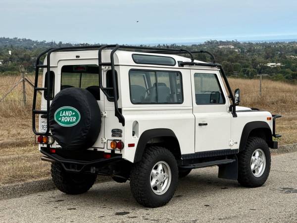 1997 Land Rover Defender S — photo 3