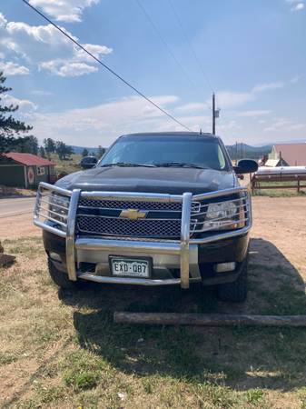 2013 Chevrolet Tahoe LT 4x2 Automatic — photo 2