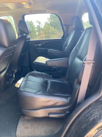 2013 Chevrolet Tahoe LT 4x2 Automatic — photo 7