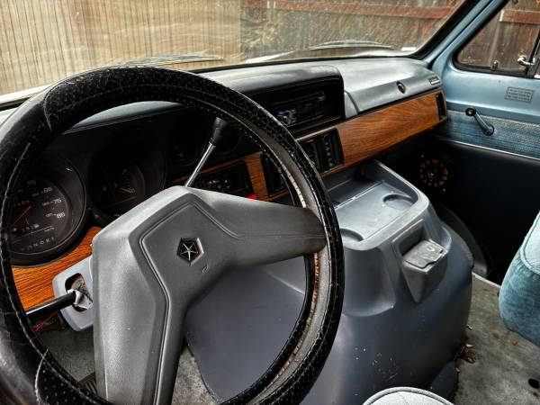 1988 Dodge RAM 150 Base 2dr Standard Cab SB — photo 4