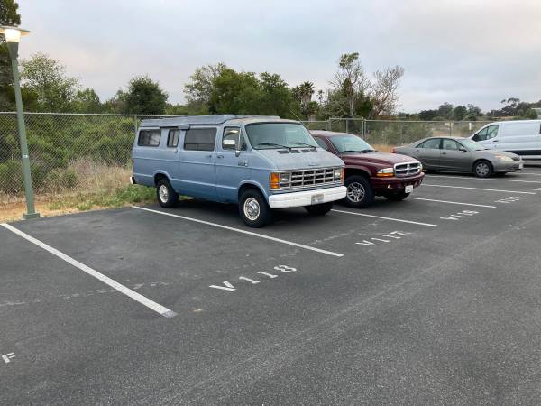 1988 Dodge RAM 150 Base 2dr Standard Cab SB — photo 2