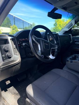 2017 GMC Sierra 1500 SLE — photo 11