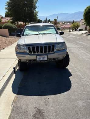 2000 Jeep Grand Cherokee Limited 4dr 4x2 Automatic — photo 2