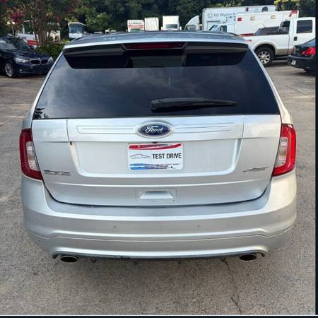 2011 Ford Edge SE 4dr All-wheel Drive Automatic — photo 11