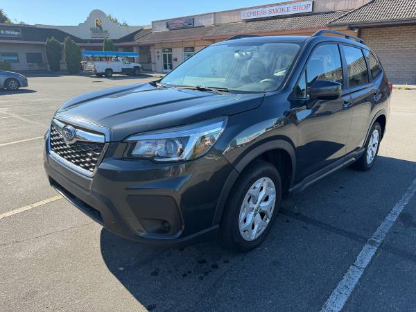 2019 Subaru Forester Base 4dr All-wheel Drive CVT — photo 1