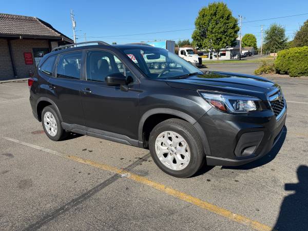 2019 Subaru Forester Base 4dr All-wheel Drive CVT — photo 3