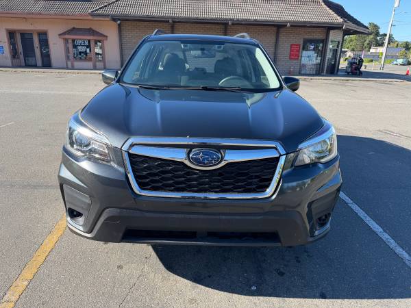 2019 Subaru Forester Base 4dr All-wheel Drive CVT — photo 2