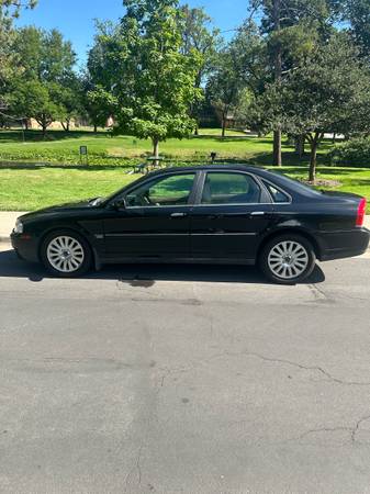 2004 Volvo S80 T6 4dr Sedan Automatic — photo 2